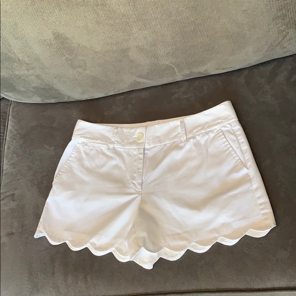 LOFT Pants - White scalloped shorts LOFT Pants - White scalloped shorts